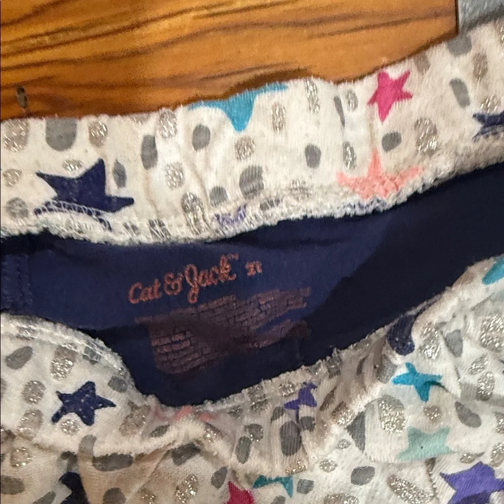 Bundle of Toddler Girl Kids Clothing with Floral Tops and Pants Size 2T